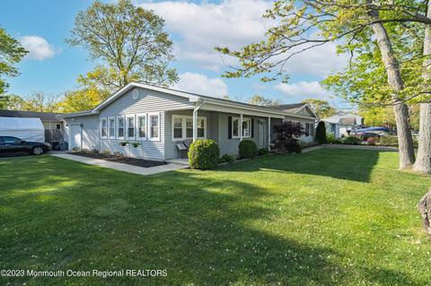 230 Birch Ln, Forked River, NJ 08731 photo 2
