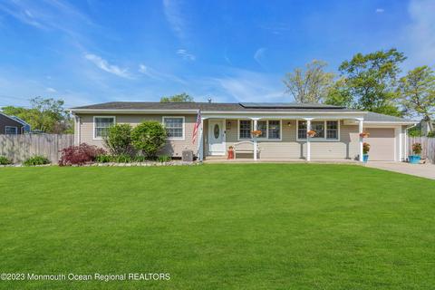 1119 Ruby Dr, Toms River, NJ 08753