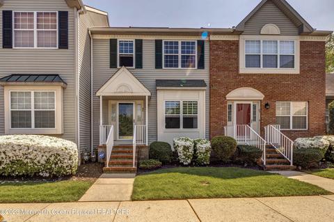 84 Richmond Ct #96, Holmdel, NJ 07733