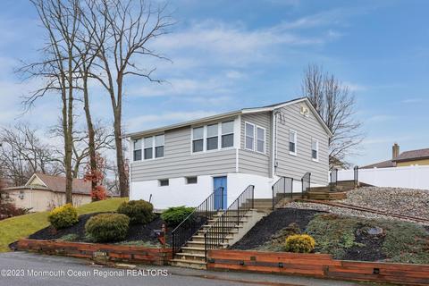 387 Lea Ave, Laurence Harbor, NJ 08879