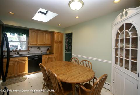 18 Camillo Dr, Wayne, NJ 07470 photo 12