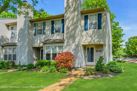32 Turner Rd #12, Freehold, NJ 07728