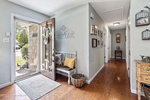 370 Constitution Dr, Forked River, NJ 08731 photo 3