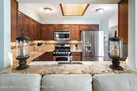 370 Constitution Dr, Forked River, NJ 08731 photo 8