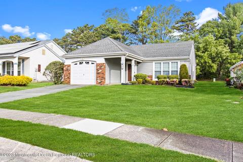 26 Twyford Ln, Manchester, NJ 08759