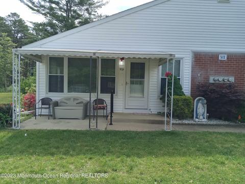 511 Lilac Ln #A, Whiting, NJ 08759