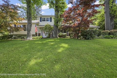 108 Twin Brooks Ave, Middletown, NJ 07748