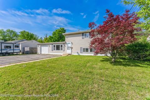 523 Alfred Rd, Toms River, NJ 08757