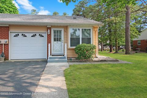 2 Molly Pitcher Ct # B, Whiting, NJ 08759