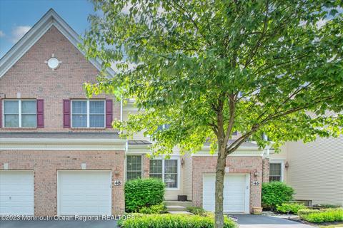 48 Demarest Dr, Manalapan, NJ 07726