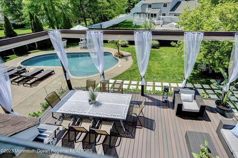 9 Ponderosa Ln, Old Bridge, NJ 08857