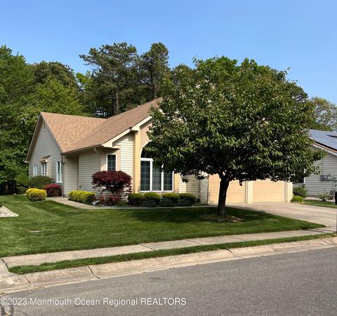 2187 Beltane Rd, Toms River, NJ 08755