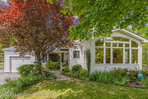 34 Norma Ave, Lincroft, NJ 07738