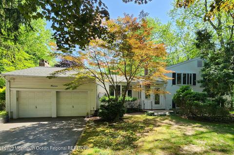 11 Homestead Pkwy E, Tinton Falls, NJ 07724