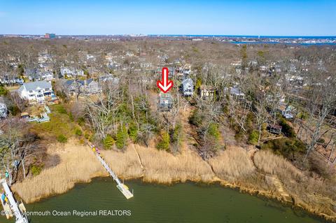 3 Pinewood Dr, Neptune City, NJ 07753