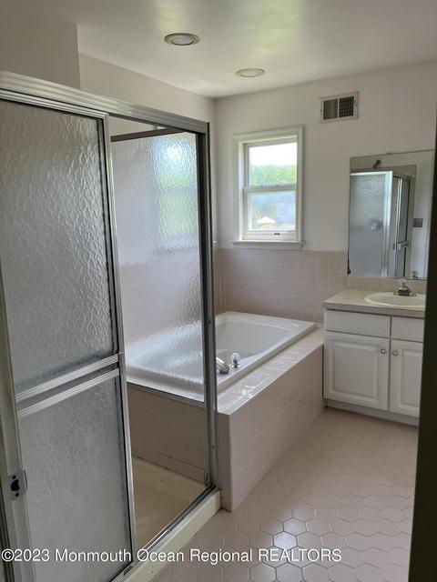 271 Bartley Rd, Jackson, NJ 08527 photo 17