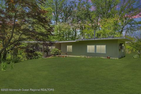 42 Yellow Meetinghouse Rd, Millstone, NJ 08510