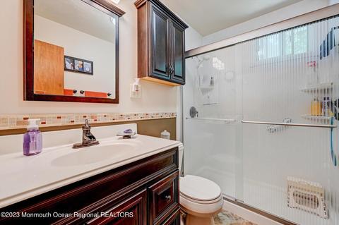 10 Iris Dr, Jackson, NJ 08527 photo 24