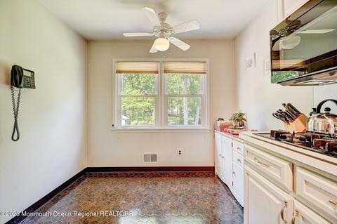 10 Iris Dr, Jackson, NJ 08527 photo 13