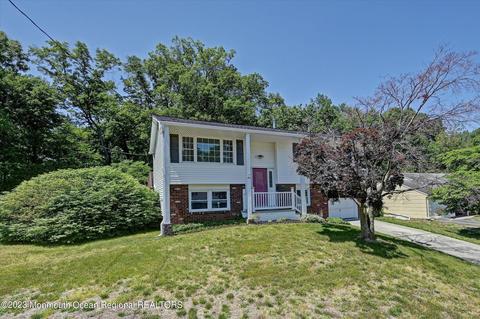 10 Iris Dr, Jackson, NJ 08527