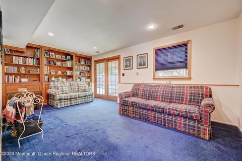 10 Iris Dr, Jackson, NJ 08527 photo 25