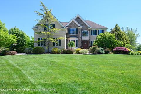 3 Breckenridge Ct, Freehold, NJ 07728