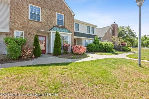 333 Devon Pl, Morganville, NJ 07751