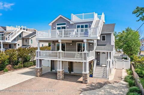 381 W 11th St, Ship Bottom, NJ 08008