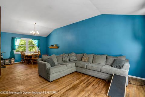 676 W Commodore Blvd, Jackson, NJ 08527 photo 6