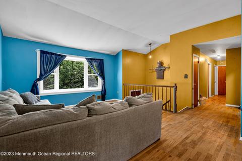 676 W Commodore Blvd, Jackson, NJ 08527 photo 9