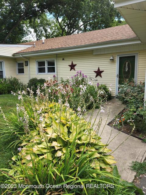 23 N Rochdale Ave, Roosevelt, NJ 08555