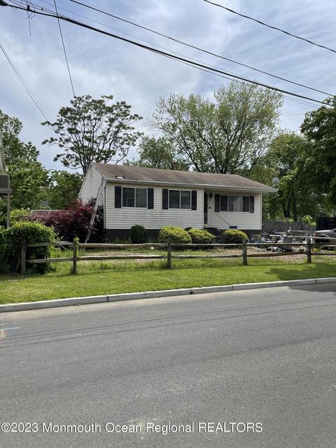 432 Prospect Ave, Union Beach, NJ 07735
