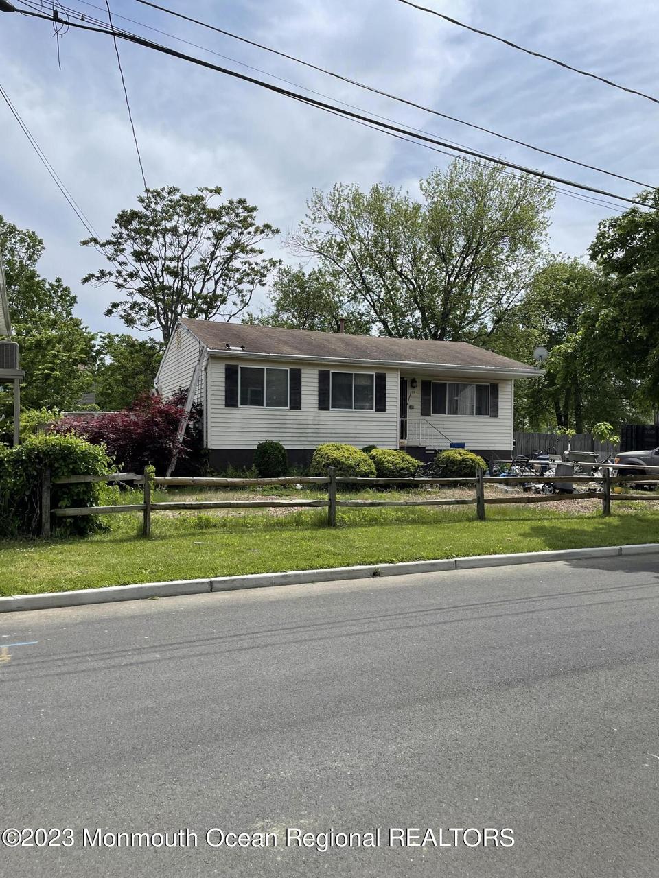 432 Prospect Ave, Union Beach, NJ 07735 1 photo Movoto