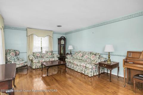 618 Rolling Hills Dr, Brick, NJ 08724 photo 18