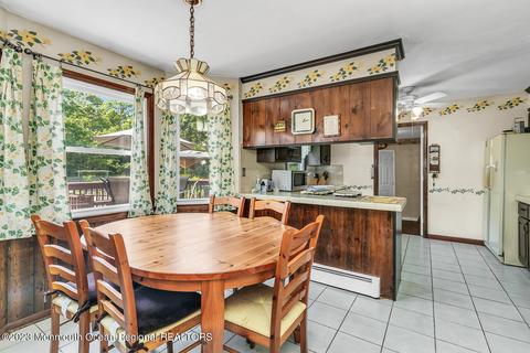 618 Rolling Hills Dr, Brick, NJ 08724 photo 6