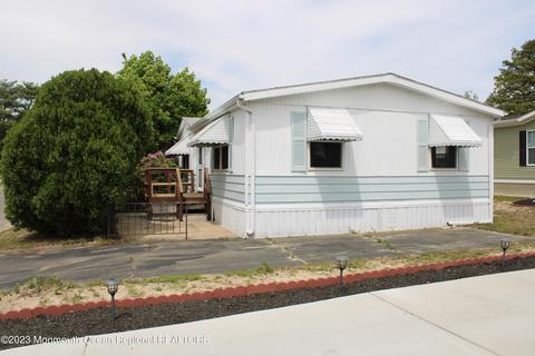 51 Beaver, Whiting, NJ 08759
