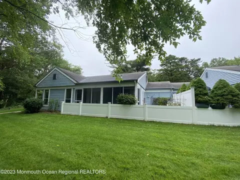 673 Buckingham Dr # a, Manchester, NJ 08759