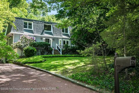 29 Coquette Ln, Middletown, NJ 07748