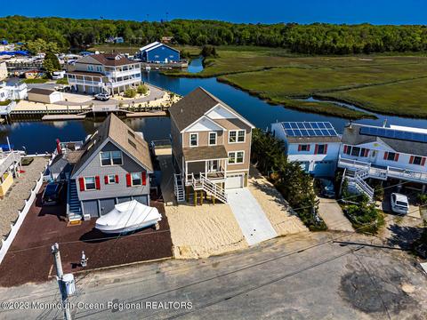 121 E Boat Dr, Little Egg Harbor, NJ 08087