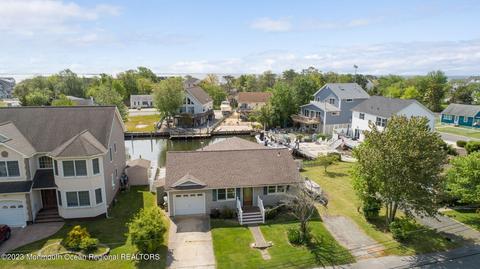 4 Beacon Dr, Waretown, NJ 08758 photo 8
