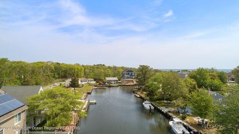 4 Beacon Dr, Waretown, NJ 08758 photo 82
