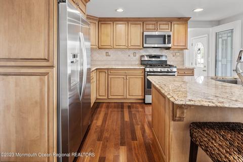 4 Beacon Dr, Waretown, NJ 08758 photo 25