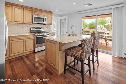 4 Beacon Dr, Waretown, NJ 08758 photo 23