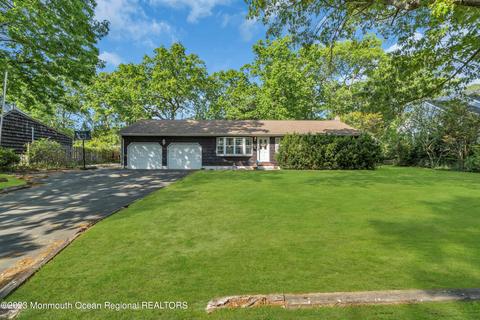 1658 Forge Pond Rd, Brick, NJ 08724