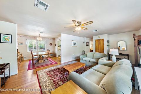 388 Constitution Dr, Forked River, NJ 08731 photo 5
