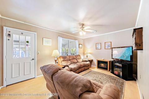 388 Constitution Dr, Forked River, NJ 08731 photo 13