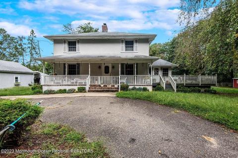 240 Stone Hill Rd, Freehold, NJ 07728
