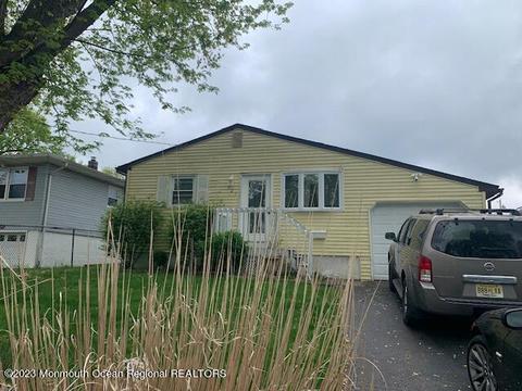 327 Sherwood Dr, Keyport, NJ 07735