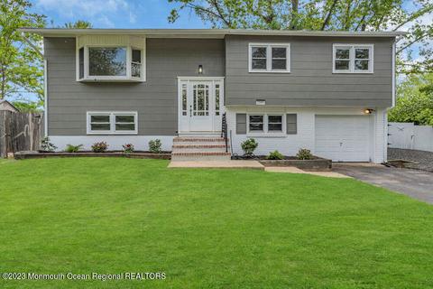 1580 Windsor Ave, Toms River, NJ 08753