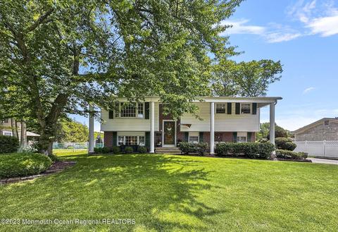9 Villanova Dr, Jackson, NJ 08527